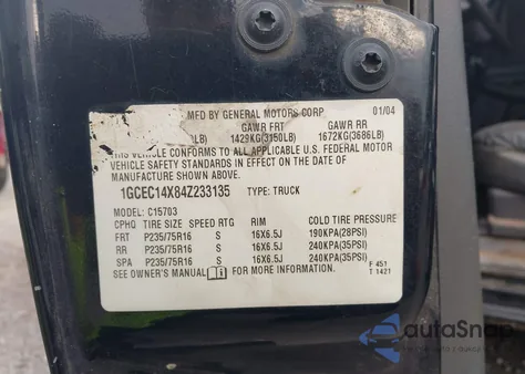 2004 Chevrolet Silverado 1500 z USA, uszkodzony, nr VIN 1GCEC14X84Z233135